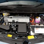 Toyota-Prius-Plug-in-2012-Engine-Bay