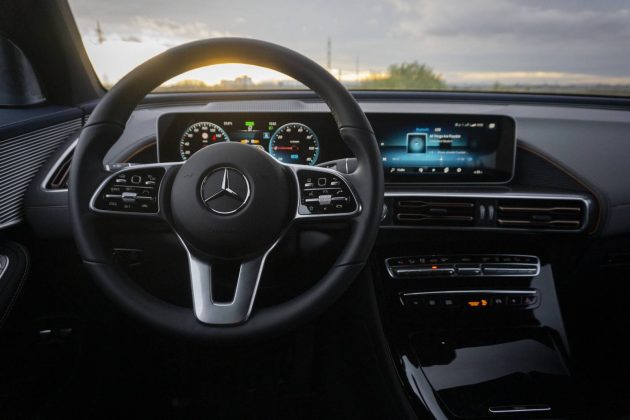 Mercedes-Benz EQC AUTOGRÁTIS