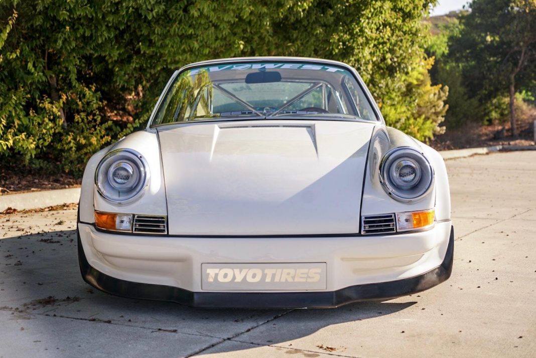Toto Porsche z roku 1977 zažilo návrat do budúcnosti