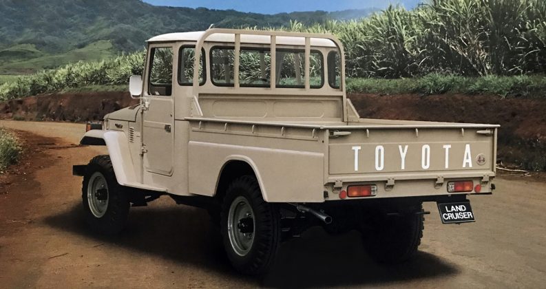 Toyota Land Cruiser AUTOGRÁTIS