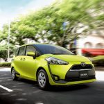 toyota_sienta_8