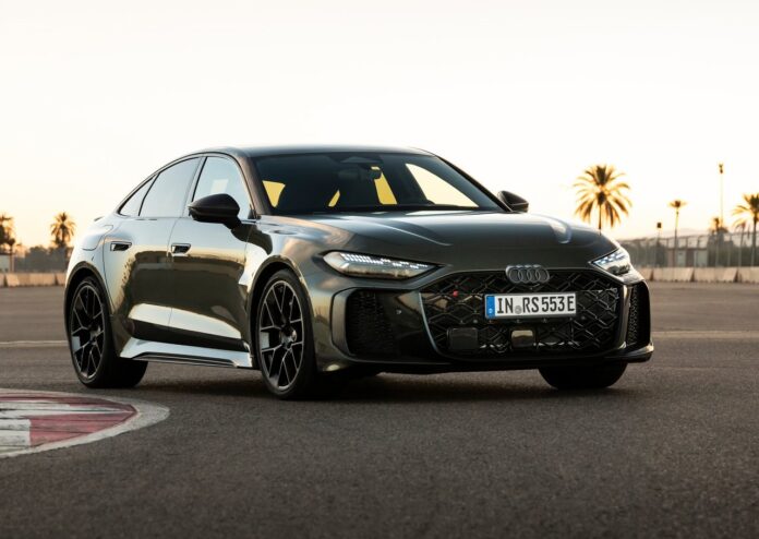 Audi-RS5_Sedan-2027-1280-a07423a16b98a001a70c512710ca65955b