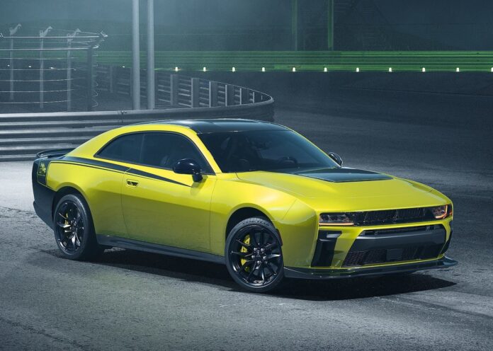 Dodge-Charger_Super_Bee_Launch_Edition-2027-1280-e50d9ea41f8535bcfcfdbc86f09f6b8bdb